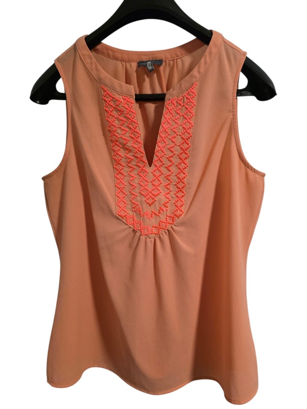 Market & Spruce Embroidered V-Neck Chiffon Sleeveless Shell Blouse Peach SzM EUC
